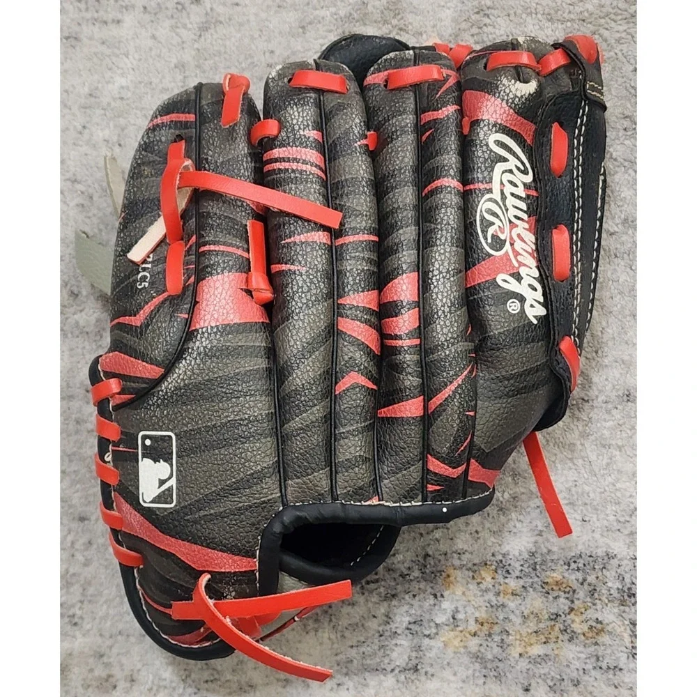Rawlings Kids Savage 10-in T-ball Glove Black Grey Red